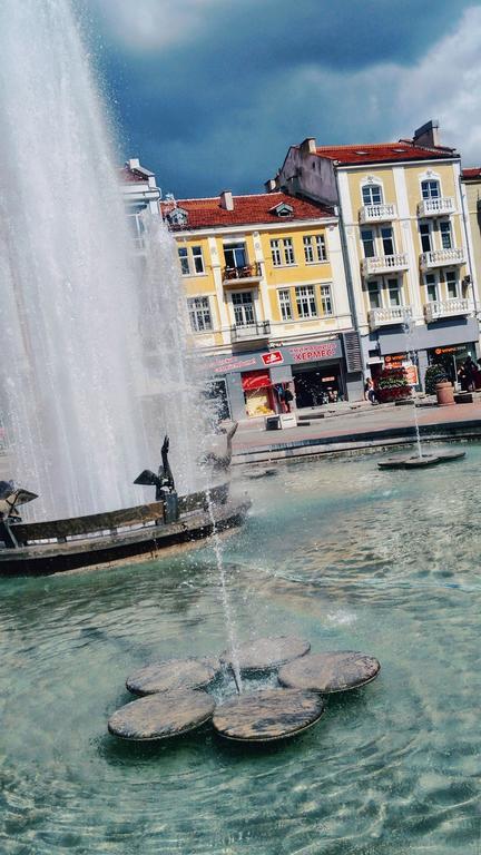 Guest House Fun And Rest Plovdiv Exterior photo